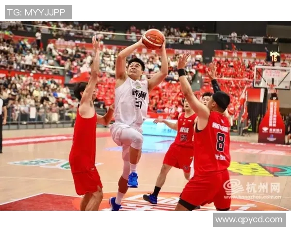 杭州篮球队防守表现分析：优缺点与改进建议探讨